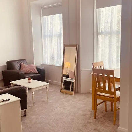 Apartment Colton House - 1 *